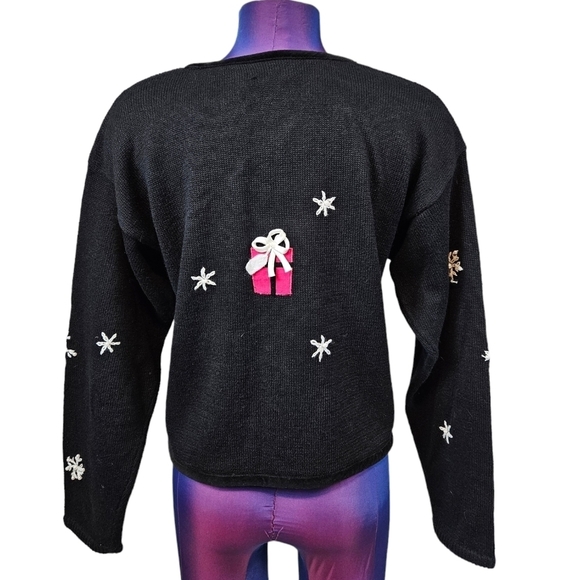 PBJ Sport Black Christmas Present Button Front Cardigan Sweater Size Small J5 - Picture 5 of 8